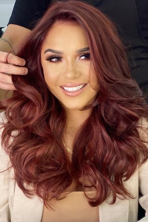 New Hair Color Trends, Red Hair Trends, Day Hairstyles, Fall Hair Color Trends, Color For Brunettes, Hair Color Burgundy, Hair Color For Brunettes, Spring Hair Color, Fall Hair Color For Brunettes