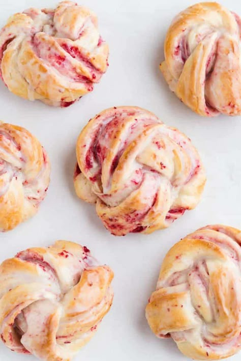 Cranberry Filling, Orange Sweet Rolls, Orange Blossom Water, Homemade Dough, Sweet Rolls, Cranberry Recipes, English Breakfast, Cranberry Orange, Sweet Roll