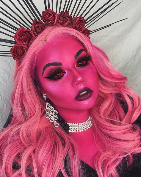 Lore Olympus Persephone Cosplay, Persephone Makeup Goddesses, Persephone Lore Olympus Cosplay, Lore Olympus Costume, Persephone Makeup Inspiration, Hades And Persephone Cosplay, Persephone Costume Halloween, Persephone Halloween Costume, Lore Olympus Cosplay