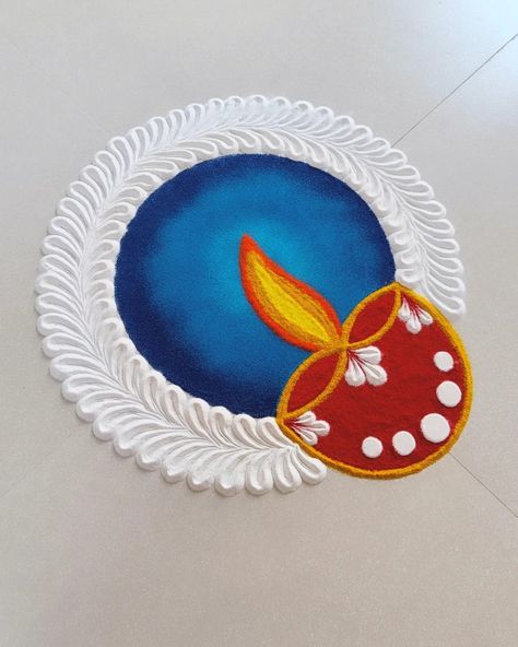 Beautiful Diya rangoli for Diwali 😍🪔 Diya Rangoli Design, Rangoli For Diwali, Diya Rangoli, Shapes Art, New Rangoli Designs, Geometric Shapes Art, Rangoli Designs Diwali, Diwali Rangoli, Rangoli Design