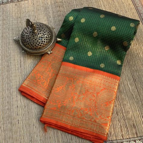 Gold Silk Saree, Kanjivaram Sarees Silk, Simple Saree Designs, Silk Saree Kanchipuram, Orange Saree, Wedding Saree Collection, Designer Silk Sarees, Saree Blouse Patterns, Silk Saree Blouse Designs