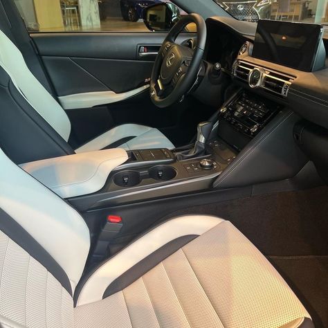 Lexus Truck 2022, Lexus Car Interior, Lexus Is350 Interior, White Lexus Is 350 Sport, Lexus Interior Aesthetic, Lexus Is350 F Sport 2023, White Lexus Aesthetic, Lexus Is350 F Sport Interior, Is350 Lexus F Sport