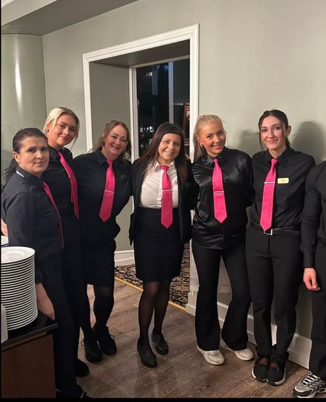 Fabulous Women, Women Wearing Ties, Pink Tie, Pink Ties, Hotel Restaurant, Neck Tie, Persona, Restaurant, Hotel