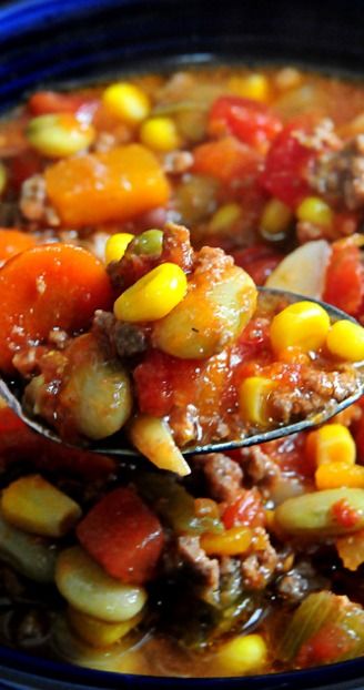 Fall Crock Pot Hardy Vegetable Soup Slow Cooker Vegetable Soup, Vegetable Soup Recipes, Crockpot Dishes, Crock Pot Soup, Crock Pot Slow Cooker, Slow Cooker Soup, Soup And Sandwich, Crock Pot Cooking, Idee Pasto Sano