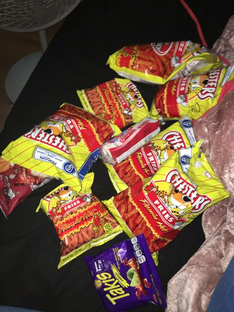 Spicy Chips Aesthetic, Hot Fries Chips, Arizona Watermelon, Chips Aesthetic, Freakshakes Recipe, Snacks Spicy, Hot Fries, Spicy Chips, Sleepover Snacks