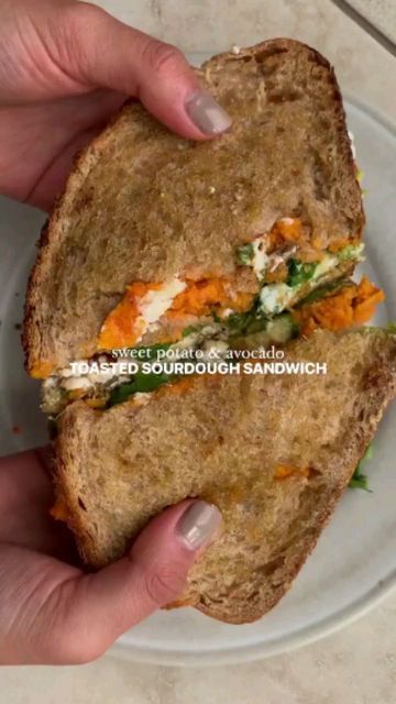 Sweet Potato Avocado, Potato Avocado, Sandwich Toast, Cucumber Sandwich, Mediterranean Recipes Healthy, Sliced Cucumber, Garlic Hummus, Sourdough Sandwich, Avocado Sandwich