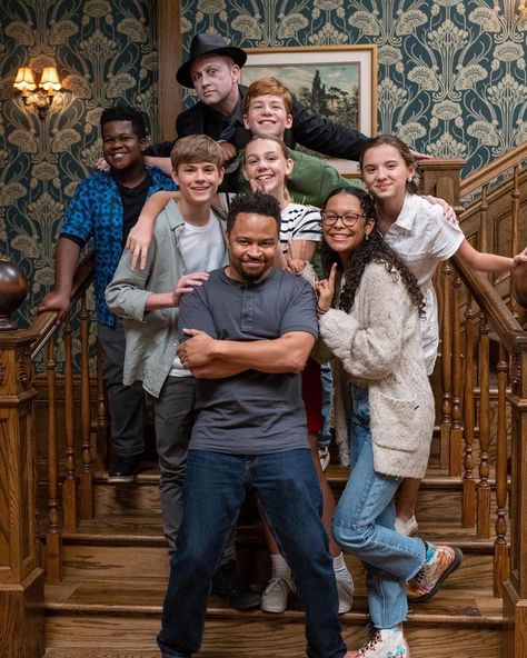 Preston Oliver, Elle Graham, Madeline Mcgraw, Maddy Mcgraw, Haley Joel Osment, Disney Channel Movies, Madeleine Mcgraw, Okay Bye, Sulphur Springs