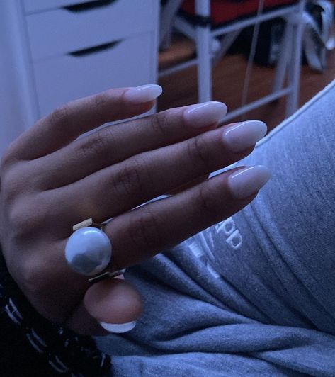 Nail Inspo Pearl, Short Milky White Nails, Milky White Almond Nails, Almond Nails Short, Big Pearl Ring, Milky White Nails, Nails Short Almond, White Almond Nails, Short Almond Nails