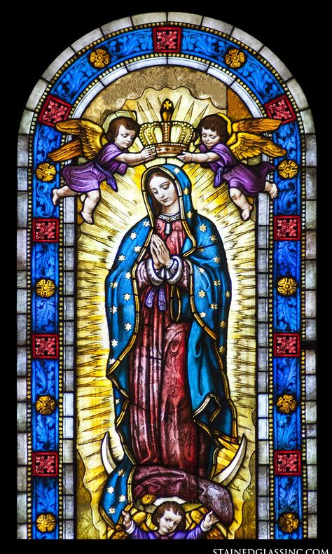 Catholic Church Stained Glass, Animal Mosaic, Stained Glass Windows Church, L'art Du Vitrail, Virgin Mary Art, Art Sunflower, Stained Glass Church, Virgin Of Guadalupe, Wall Art Crafts