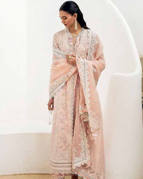 Suffuse by sana yasir pret Dm to pre order ( xs to xl ) Suffuse By Sana Yasir, Lace Accessories, Wedding Sale, Organza Dupatta, Pakistani Dress Design, Pakistani Designers, White Embroidery, Embroidery Details, All Brands