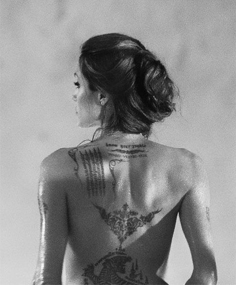 Angelina Jolie Back Tattoo, Angelina Jolie Tattoo, Sak Yant Tattoo, Stylist Tattoos, Back Tattoos, Dog Tattoos, Tattoo Placement, Piercing Tattoo, Body Tattoos