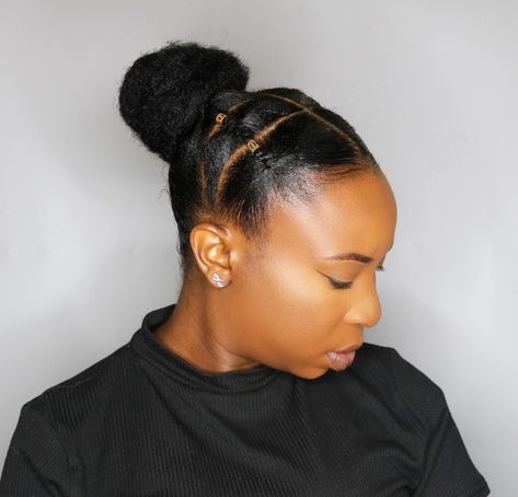 African Threading Updo On Short Hair [Video] - https://blackhairinformation.com/video-gallery/african-threading-updo-on-short-hair-video/ Threading Hairstyles, Updo On Short Hair, African Threading, Hair Threading, Cabello Afro Natural, Natural Hair Bun Styles, Bun Styles, Black Curly Hair, Natural Hair Styles Easy