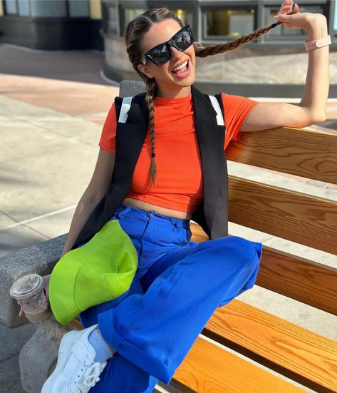 7 Best Goofy Disneybound Outfit Ideas - That Disney Fam Disneyland Costume Ideas, Goofy Outfit Ideas, Donald Disneybound, Pixar Outfit Ideas, A Goofy Movie Costume, Goofy Disneybound, Lilo Disneybound, Disney Character Outfits Spirit Week, Diy Disney Outfits