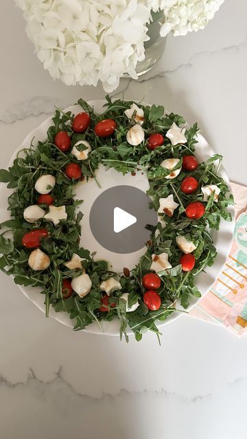 Malak Markopoulos on Instagram: "✨Viral Wreath Caprese ✨ . I tried this viral + festive salad the other night and it was delish! My friend @athomewithjanan shared hers the other day too 😋 . Do you like arugula? . . . . . . . . #holidaytrends #christmassalad #viralsalads #holidayeats" Arugula Wreath Salad, Thanksgiving Caprese Salad, Holiday Arugula Salad, Caprese Salad Wreath, Christmas Caprese, Arugula Mozzarella Salad, Salad Wreath, Wreath Salad, Heirloom Caprese Salad