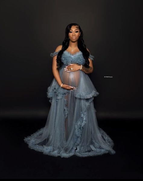 Royal Blue Maternity Photoshoot, Maternity Shoot Hairstyles Black Women, Maturity Photoshoot Black Women, Maternity Shoot Hairstyles, Blue Maternity Shoot, Boy Maternity Shoot Black Women, Maternity Photography Black Women, Maternity Photoshoot Ideas Black Women, Glam Maternity Shoot