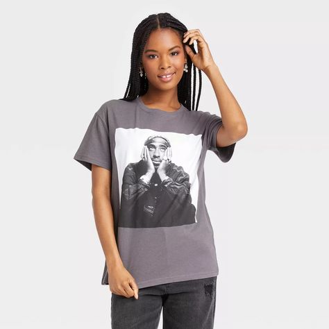 Short sleeve Tupac t-shirt. Represent one of the greatest artist this summer! Tupac Tee, Tupac Shirt, Tupac T Shirt, Target Shirt, Women's Casual Style, Tupac, Casual Summer Outfit, Casual Dinner Outfit, Cute Casual Outfits