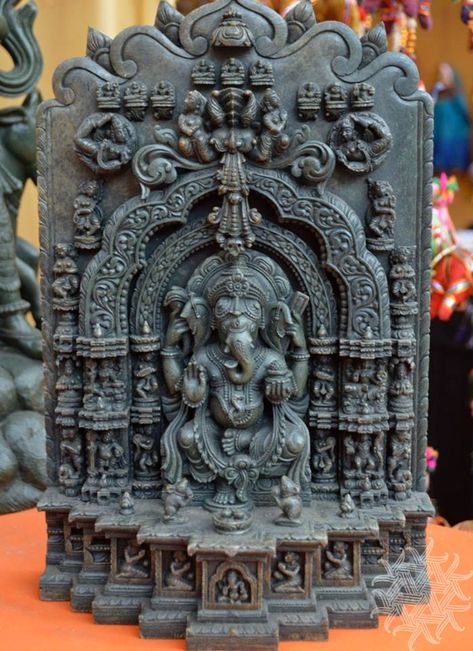 exquisite art work Hindu Sculpture, Ganesha 3d Mural Art, Hoysala Architecture, Indian Temple Sculptures, Lord Venkateswara Statue, Ancient Ganpati Murti, Ganesh Lord, Ganesha Elephant, Historical Sculptures