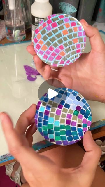 sari shryack on Instagram: "Disco Ball Mirror! 🪩🎨 I’m doing some prep work for a demo I’m presenting on acrylic mediums. They’re honestly pretty magical. Next I’m going to try my hand at painting a disco ball on a sweatshirt using fabric medium. Wish me luck! #acrylicpainting #discoballart" Disco Ball Art Lesson, Disco Ball Crafts For Kids, Disco Crafts, Disco Ball Craft, Diy Mirror Ball, Painted Disco Ball, Disco Ball Painting, Sari Shryack, Disco Ball Art