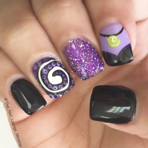 Disney's Ursula nail art design Little Mermaid Nails, Disney Nail Designs, Disney Inspired Nails, Disney Nail Art, Kutek Disney, Disney Nail, Stiletto Nails Designs, Mermaid Nails, Nail Art Disney