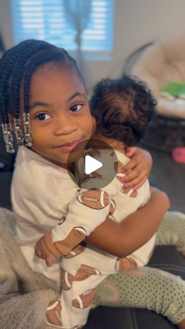 𝑀𝑟𝑠. 𝐶𝑢𝑦𝑙𝑒𝑟 🤍 on Instagram: "“If somebody come looka dis” was a video 😂 babygirl stands on business when it comes to her baby brother 💁🏽‍♀️" Blaxican Babies, Reborn Babies Black, African American Reborn Babies, Biracial Babies, Beautiful Black Babies, Curly Hair Styles Easy, January 27, Baby Brother, Baby Wraps