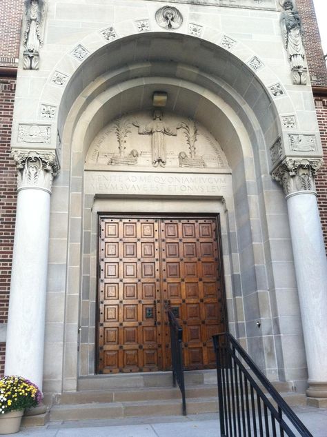 Doors to Naz Hall, University of Northwestern - St. Paul University Of Northwestern St Paul, Doors Architecture, Going On An Adventure, Alma Mater, St Paul, East Side, North East, College Life, The Building