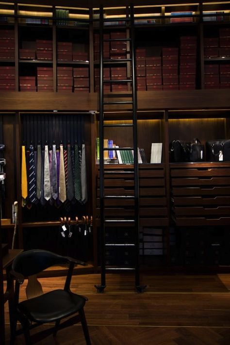 Walk In Closet Design, Men Closet, Dream Closets, Master Closet, Closet Space, Closet Designs, Men's Suits, Closet Design, The Closet