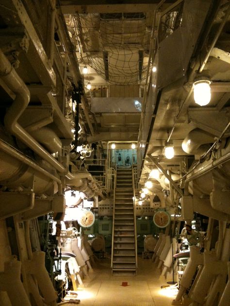 Engine room Cargo Ship Interior, Ship Engine Room, Submarine Interior, Tank Interior, Kapal Feri, Ship Interior, Marine Engineering, Engine Room, Merchant Marine