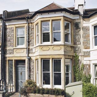 Victorian House Uk, Terraced House Exterior, Contemporary Decorating Ideas, Terrace House Interior, Craftsman Exterior Door, Terrace Exterior, Bristol Houses, Victorian Front Door, Terrace House Exterior