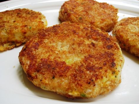 A real kid pleaser.  Best made with fresh potatoes, as opposed to instant, with a stiff potato consistency.  I just boil a few potatoes and smash them with a fork. Fried Potato Patties, Guyanese Recipes, Easter Ham, Holiday Leftovers, Fried Potato, Popular Appetizers, Potato Patties, Patties Recipe, Honey Mustard Sauce