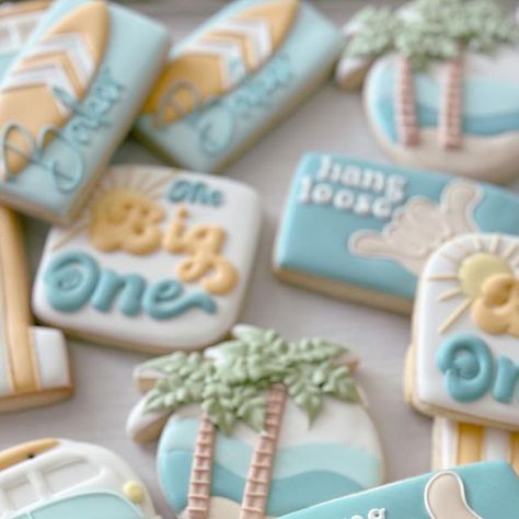 Leah Malvarose on Instagram: "Baker is one cool dude 🤙🏄‍♂️ • • • #decoratedcookies #customcookies #cookiesofinstagram #sugarsbyleah #surfcookies #surf" The Big One Cookies, One Cool Dude, Surf Boy, Themed Cookies, Cool Dude, The Big One, Beach Themed, Custom Cookies, 1st Bday