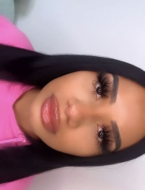 Shirley Fav Foreign, Fav Foreign, Brown Eyes Blonde Hair, Pic Inspiration, Pfp Ideas, Ladies Tee Shirts, Baddie Hairstyles, Lashes Makeup, Girls Makeup