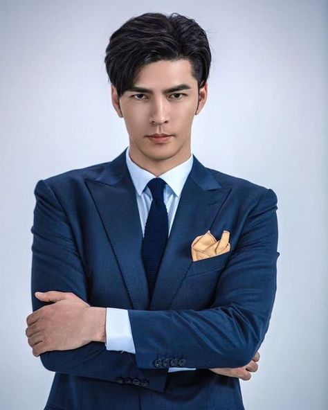 Dennis Oh, Advance Bravely, Jason X, Gong Jun, Bts Aesthetic Pictures, Chengdu, Asian Boys, Asian Men, Mens Suits