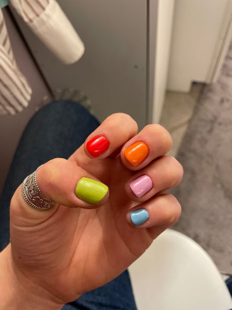 Complementary Colors Nails, Summer Multicolor Nails, Five Different Color Nails, Fun Nail Color Combos, Multi Colored Nails Short, Multi Color Gel Nails, Multicolored Nails Spring, Summer Multi Color Nails, Rainbow Nails Simple