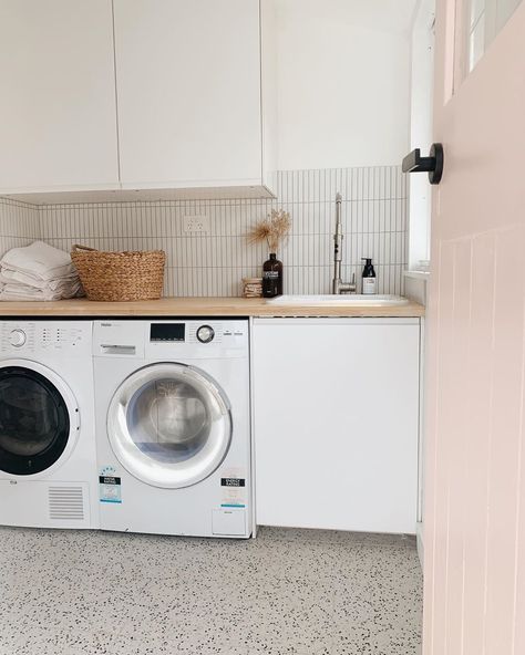 @geebungalow on Instagram: “This is one of my favourite views of the house. I just love how cute the pink door looks against the terrazzo floor 🥰 also I am constantly…” Laundry Bathroom Combo, Terazzo Floor, Laundry Room Pantry, House Laundry Room, Green Laundry, Laundry Powder, Terrazzo Floors, Laundry Design, Pink Door