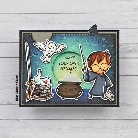 Blue Marine Craft: Impronte d'Autore - Harry Potter Magic Iris Card Magic Iris Card, Carte Harry Potter, Iris Cards, Harry Potter Birthday Invitations, Harry Potter Birthday Cards, Harry Potter Cards, Card Night, Virtual Birthday, Tarjetas Pop Up