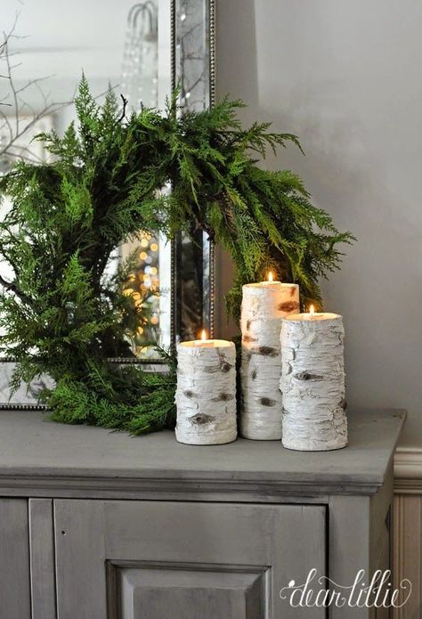 aa7059bade8485a480145e5a6af0ea28 After Christmas winter decor: place birch candles around the house After Christmas Winter Decor, Natal Country, Rustic Winter Decor, Birch Candles, Natural Christmas, Winter Home Decor, Farmhouse Christmas Decor, Winter Diy, Cool Ideas