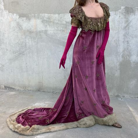 Pink Medieval Dress, Elizabethan Dress, Gold Star Dress, 1870s Dress, Regency Costume, Tudor Dress, Dinner Party Dress, Witch Fashion, Medieval Dress