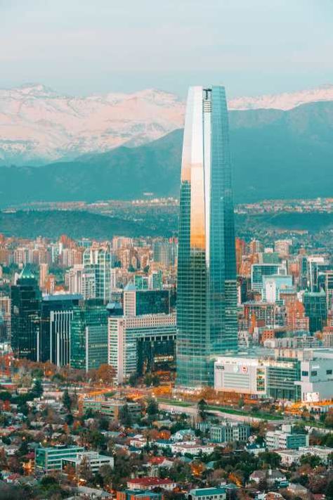 Best Things You Must Do In Santiago (18) America City, Chile Travel, Rainbow Mountain, Vientiane, Santiago Chile, South America Travel, Travel South, Famous Places, Amman