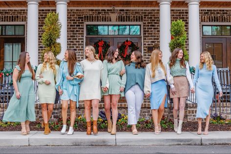 chi o sorority winter photoshoot inspo Sorority Christmas, Winter Photoshoot, Photoshoot Inspo, Christmas Photoshoot, Shoot Ideas, Photoshoot Ideas, Sorority, Photo Shoot, Photography Poses