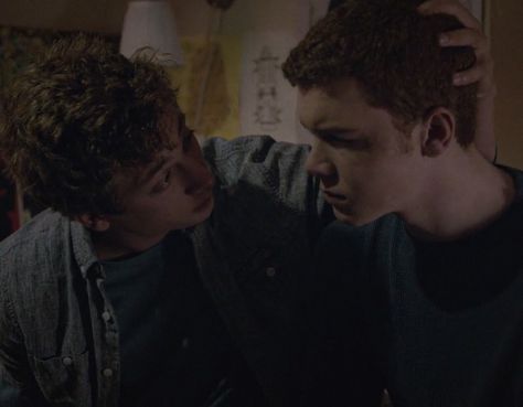 Ian And Lip Gallagher, Ian Gallagher Aesthetic, Lip And Ian, Shameless Mickey, Gay Jesus, Shameless Mickey And Ian, Lip Gallagher, Ian Gallagher, Ian Shameless