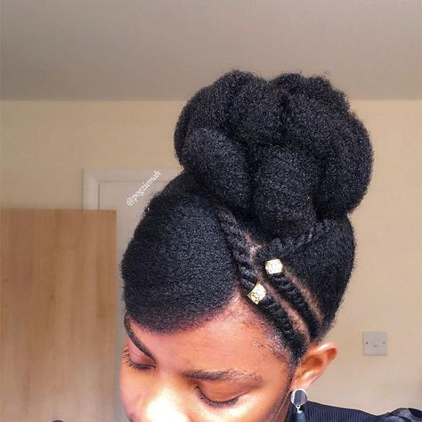 Side Down Hairstyles, Healthy Black Hair, Hair Like Wool, Natural Hair Haircuts, Cabello Afro Natural, Natural Hair Bun Styles, African Hair Braiding Styles, Short Sassy Hair, Girls Natural Hairstyles