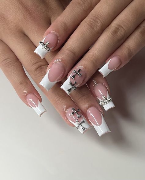 Cross Charm Nails Acrylic, Genre Nails, Nails With Cross Charm, Nails Corner, Cross Nail Designs, White French Tips, Cross Nails, Wow Nails, Hard Nails