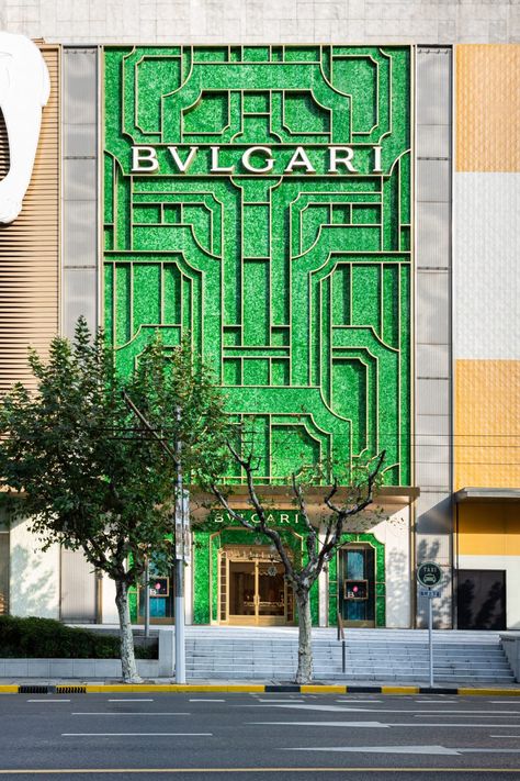 MVRDV creates jade-coloured Bulgari storefront from champagne bottles Art Deco Motifs, Art Deco Pattern, Art Deco Architecture, Champagne Bottles, Facade Design, Recycled Glass, Store Design, Glass Panels, Green Glass