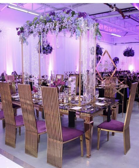 Wedding Expo Booth, Seating Room, Gala Decorations, Luxury Things, Purple Wedding Decorations, Purple And Gold Wedding, Purple Table, Wedding Colors Purple, Luxury Wedding Decor