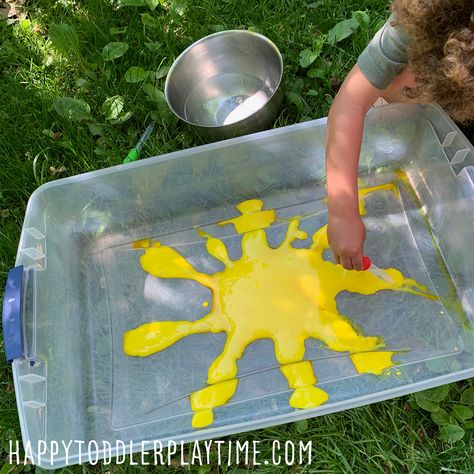 Fizzy Sun Sensory Bin: Summer STEAM - Happy Toddler Playtime Sun Gross Motor Activities, Sun Sensory Bin, Yellow Sensory Activities, Sun Safety Activities, Sun Activity, Sensory Activities For Preschoolers, Steam Activity, Yellow Food, Cognitive Activities