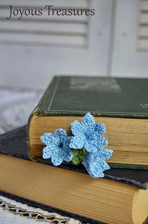 Crochet Bookmark Flower, Blue Bookmark, Bluebell Flowers, Bookmark Flower, Bluebell Flower, Bookmark Crochet, Bookmark Pattern, Blue Bell Flowers, Crochet Bookmark Pattern