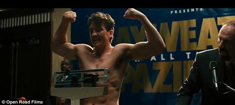 Flex: Miles Teller showed off his buff fighter's body in the trailer for the true life tale Bleed For This Miles Teller Spiderhead, Bleed For This Miles Teller, Miles Teller Bleed For This, Bradley Bradshaw, Bleed For This, Huge Biceps, Miles Teller, Big Muscles, 29 Years Old