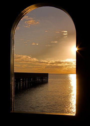 Looking Out The Window, Open Door, Window View, Through The Window, Through The Looking Glass, Jolie Photo, Beautiful Sunset, Sunrise Sunset, Beautiful Views