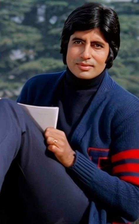 Amitabh Bachchan Young Images, Amitabh Bachchan Old Photos, Artis India, Amit Aggarwal, Allu Arjun Hairstyle, Salman Khan Photo, Old Film Stars, Bollywood Pictures, Indian Actors