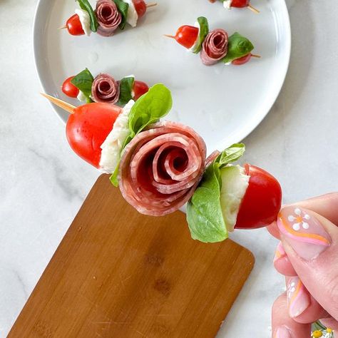 Heart Tomatoes & Mozzarella ❤️‍🔥🤍🌱 This Valentine’s Day twist on caprese skewers is perfect for: • Adding to your cheese board • Serving… | Instagram Heart Cheese Board, Heart Tomatoes, Tomatoes Mozzarella, Caprese Skewers, Instagram Heart, Tomato Mozzarella, Skewers, Cherry Tomatoes, All You Need Is